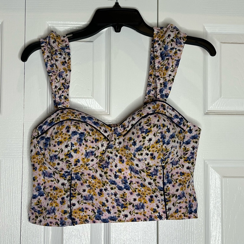 Floral Sleeveless Women's Top